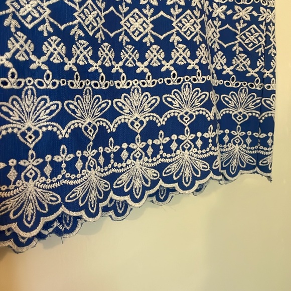 LOFT blue mini skit with white embroidery. Size 12 - Picture 3 of 7